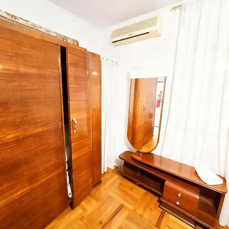 Blloku Check-in 24 Apartman Tirana