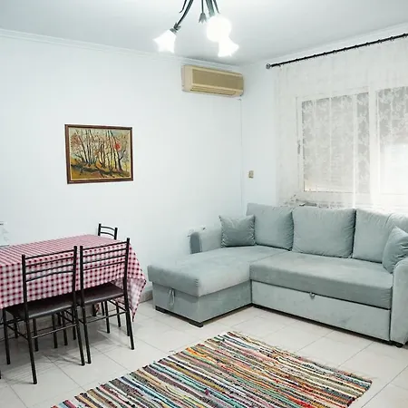 Blloku Check-in 24 Apartman